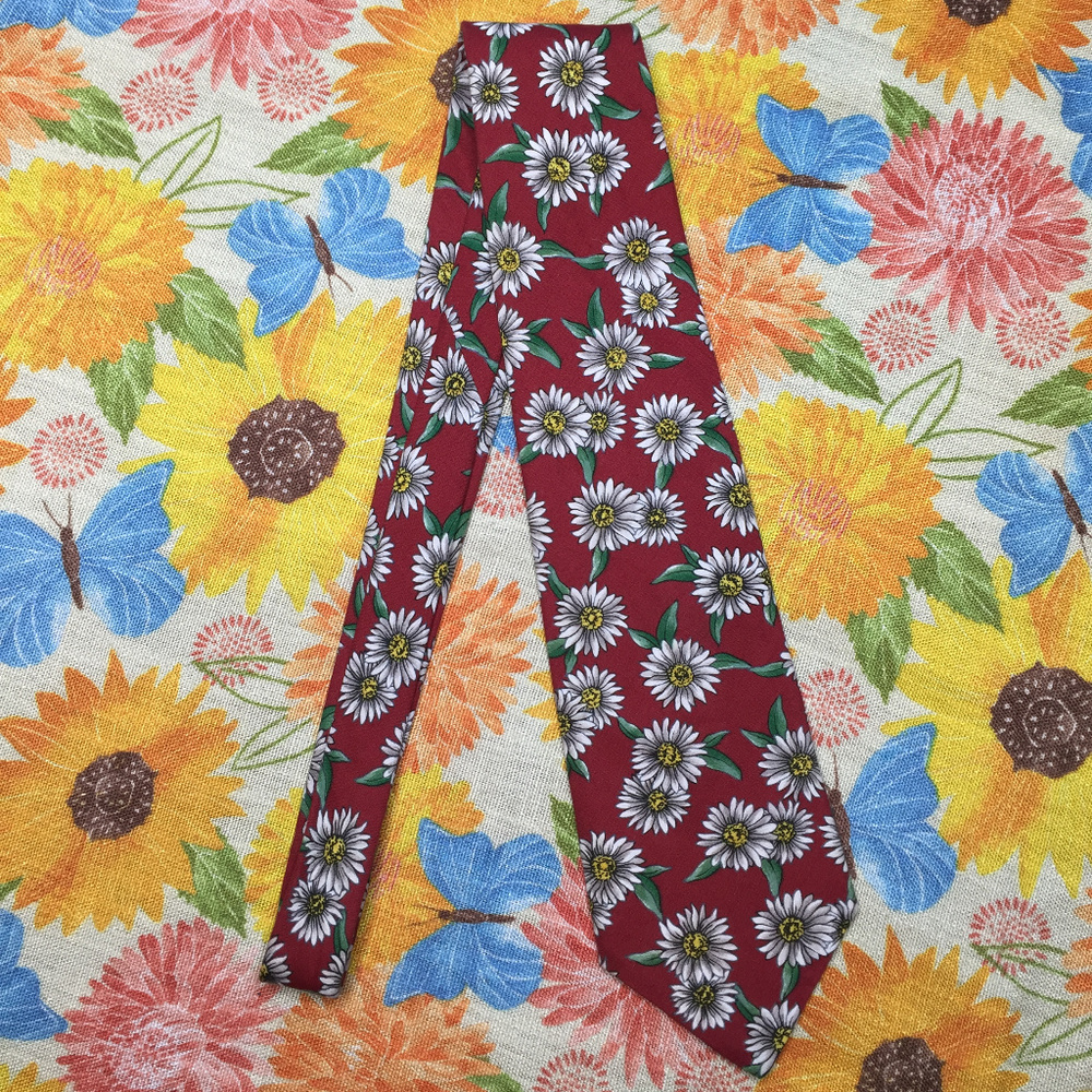 Haggar Daisy Tie